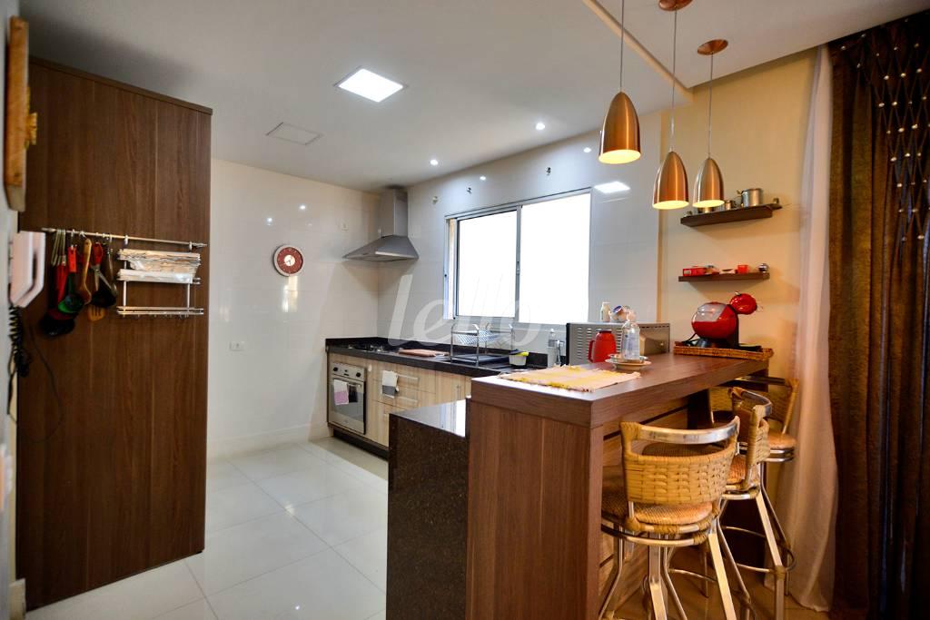 COZINHA de Casa à venda, em condomínio - sobrado com 245 m², 4 quartos e 3 vagas em Vila Albertina - São Paulo