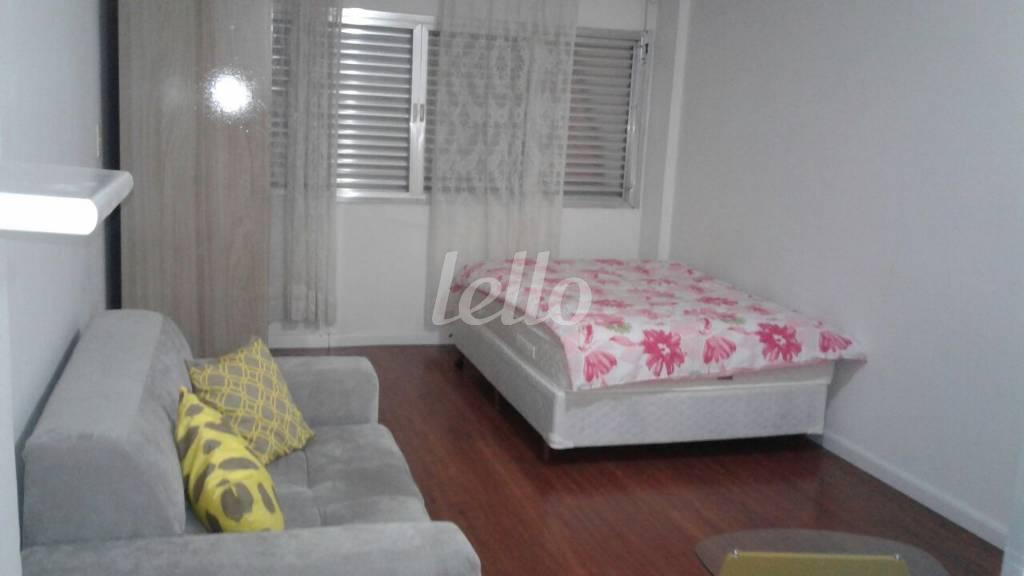 DORMITÓRIO de Apartamento à venda, Flat com 38 m², 1 quarto e em Consolação - São Paulo