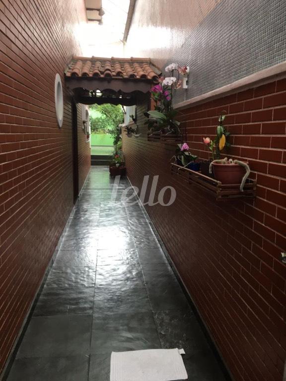 ENTRADA LATERAL de Casa à venda, sobrado com 280 m², 5 quartos e 4 vagas em Vila Formosa - São Paulo