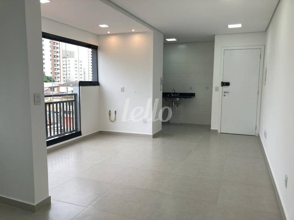 LIVING de Apartamento à venda, Padrão com 50 m², 2 quartos e 1 vaga em Chácara Inglesa - São Paulo