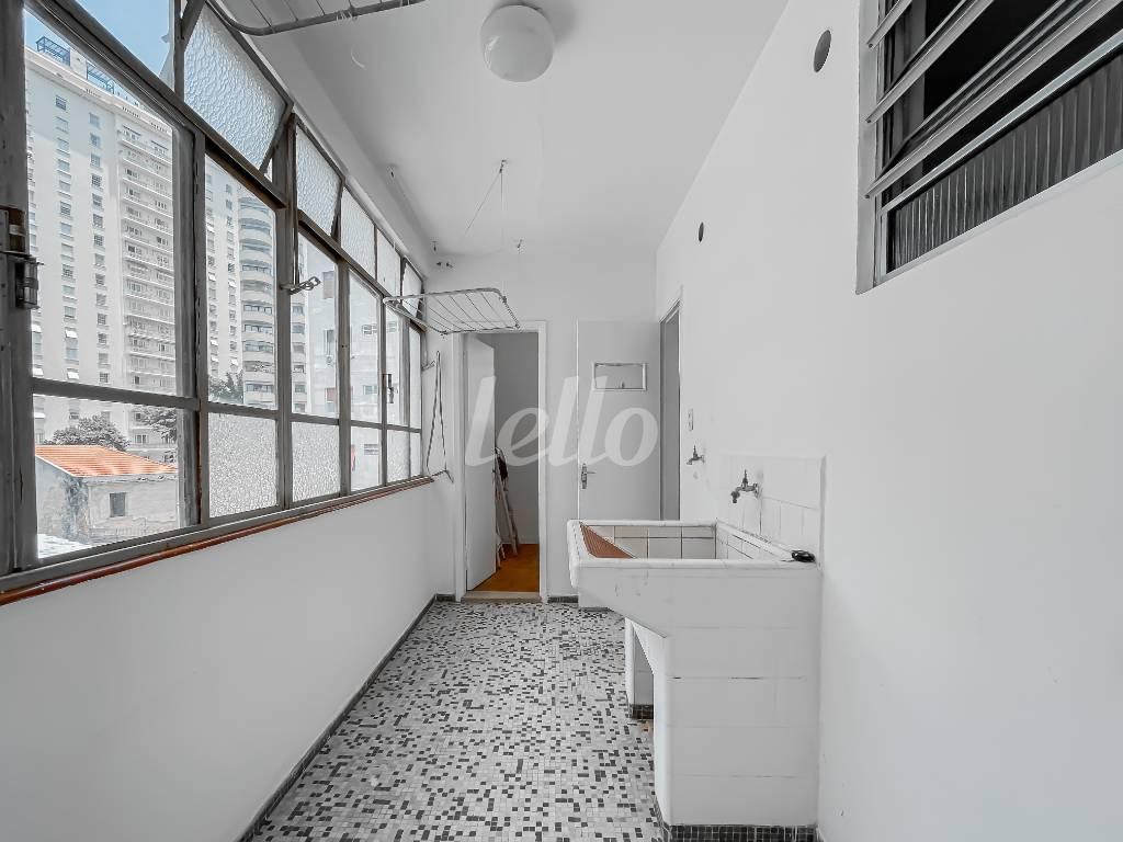 LAVANDERIA de Apartamento à venda, Padrão com 134 m², 3 quartos e em Vila Buarque - São Paulo