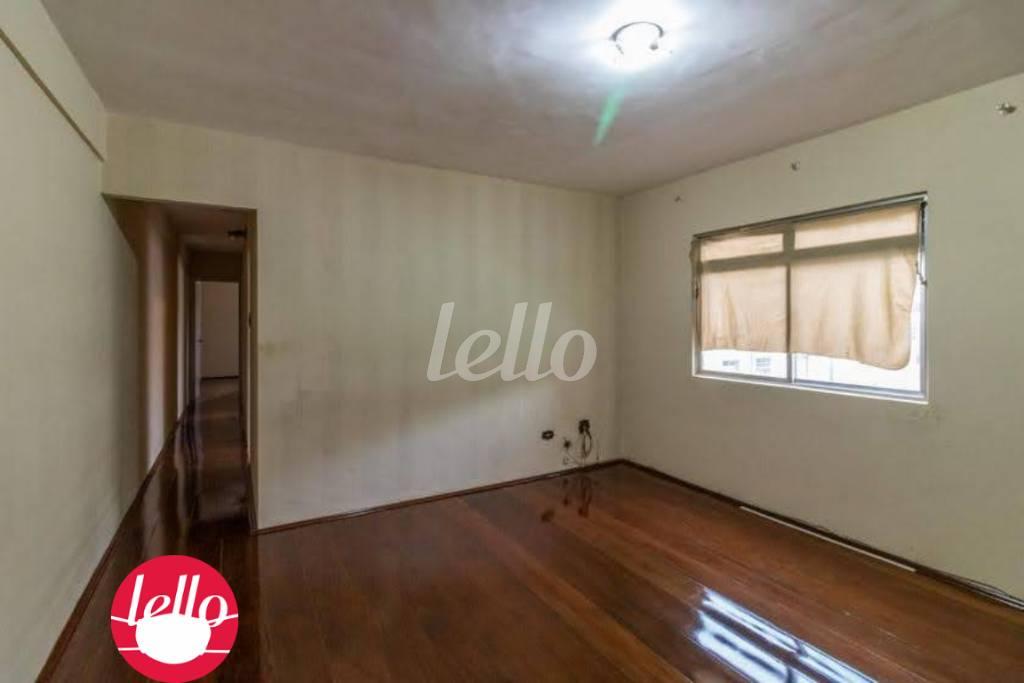 SALA de Apartamento à venda, Padrão com 60 m², 2 quartos e 1 vaga em Rudge Ramos - São Bernardo do Campo