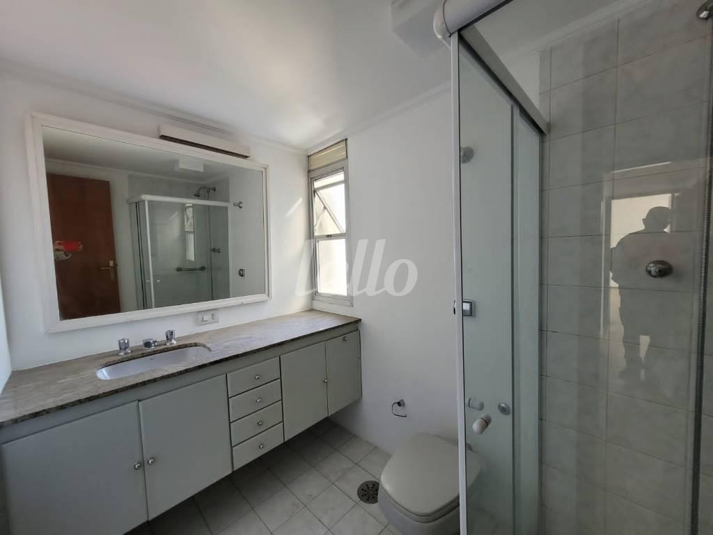 BANHO de Apartamento à venda, Padrão com 110 m², 3 quartos e 1 vaga em Brooklin Paulista - São Paulo