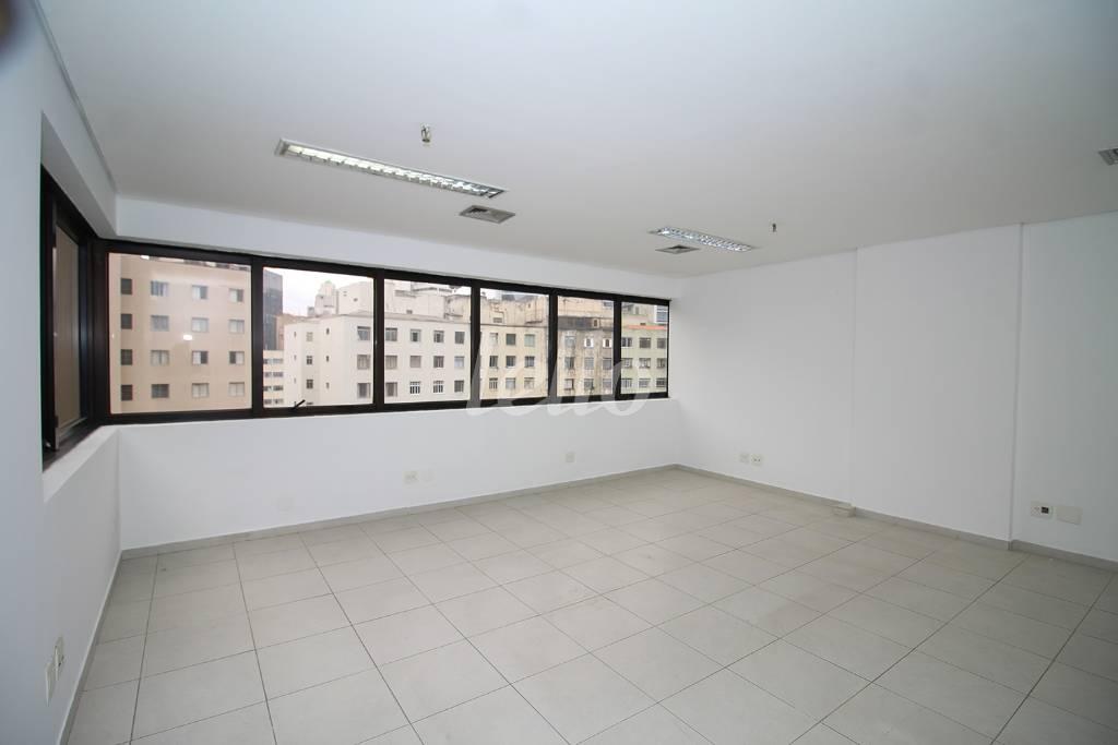 SALA PRINCIPAL de Sala / Conjunto para alugar, Padrão com 66 m², e em Bela Vista - São Paulo