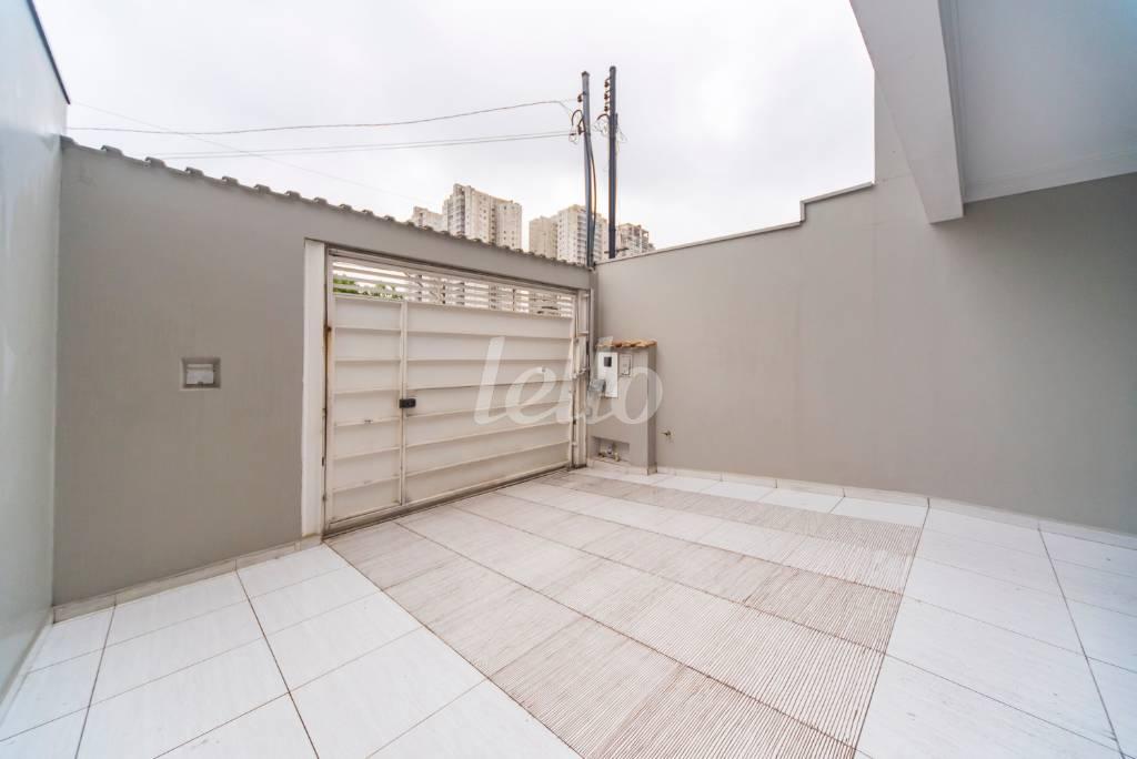 GARAGEM de Casa à venda, sobrado com 285 m², 4 quartos e 7 vagas em Jardim Nova Petrópolis - São Bernardo do Campo