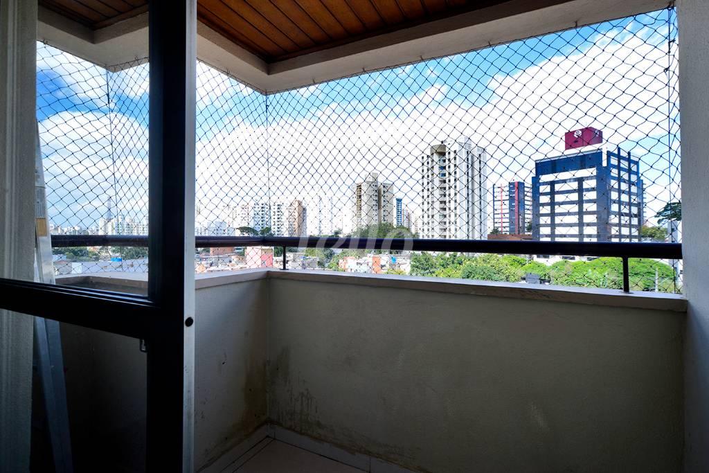 VARANDA DA SALA de Apartamento à venda, Padrão com 73 m², 3 quartos e 2 vagas em Planalto Paulista - São Paulo