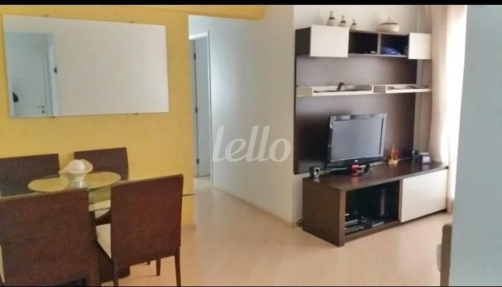 SALA de Apartamento à venda, Padrão com 64 m², 3 quartos e 1 vaga em Vila Ema - São Paulo