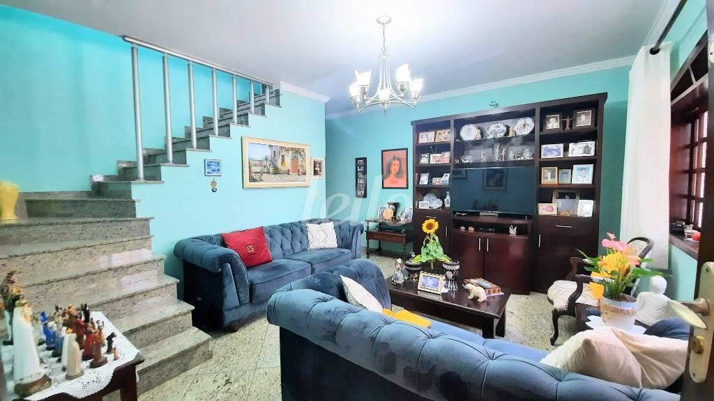 LIVING de Casa à venda, sobrado com 194 m², 5 quartos e 2 vagas em Água Rasa - São Paulo