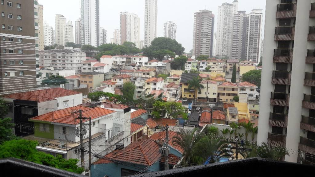 VISTA DA SALA de Apartamento à venda, Padrão com 215 m², 3 quartos e 3 vagas em Tatuapé - São Paulo