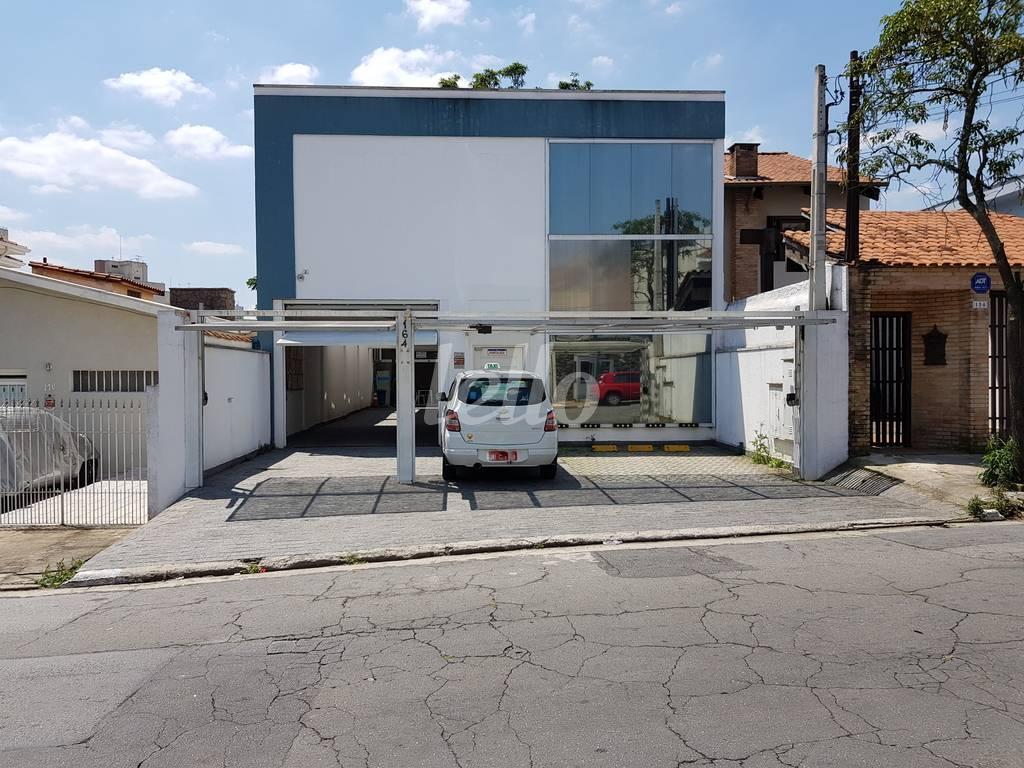 FACHADA de Edifício à venda, Multiusuário com 482 m², e 12 vagas em Vila Congonhas - São Paulo
