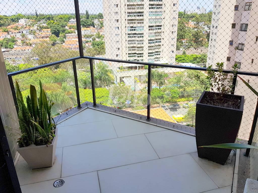 VARANDA de Apartamento à venda, Padrão com 309 m², 4 quartos e 4 vagas em Campo Belo - São Paulo