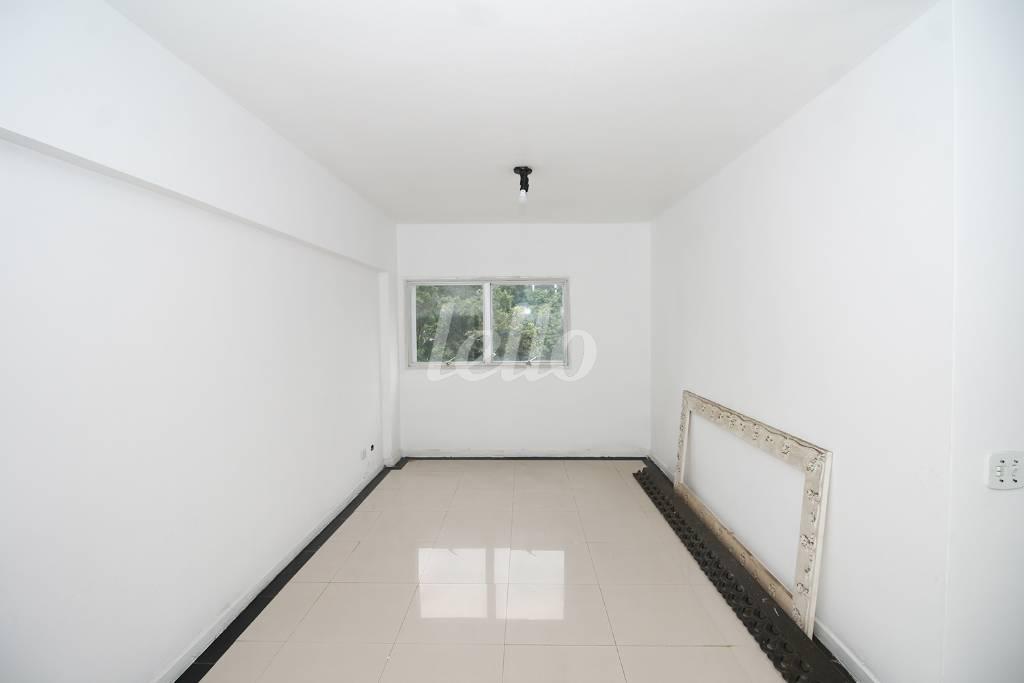 SALA de Apartamento à venda, Padrão com 94 m², 2 quartos e 1 vaga em Bela Vista - São Paulo