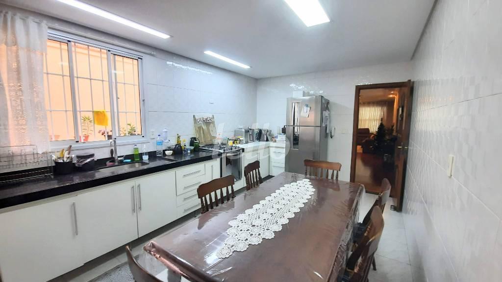 COZINHA de Casa à venda, sobrado com 173 m², 3 quartos e 2 vagas em Vila Lúcia - São Paulo