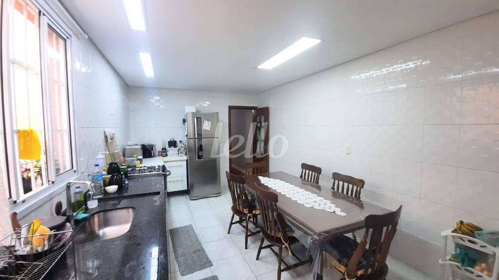COZINHA de Casa à venda, sobrado com 173 m², 3 quartos e 2 vagas em Vila Lúcia - São Paulo