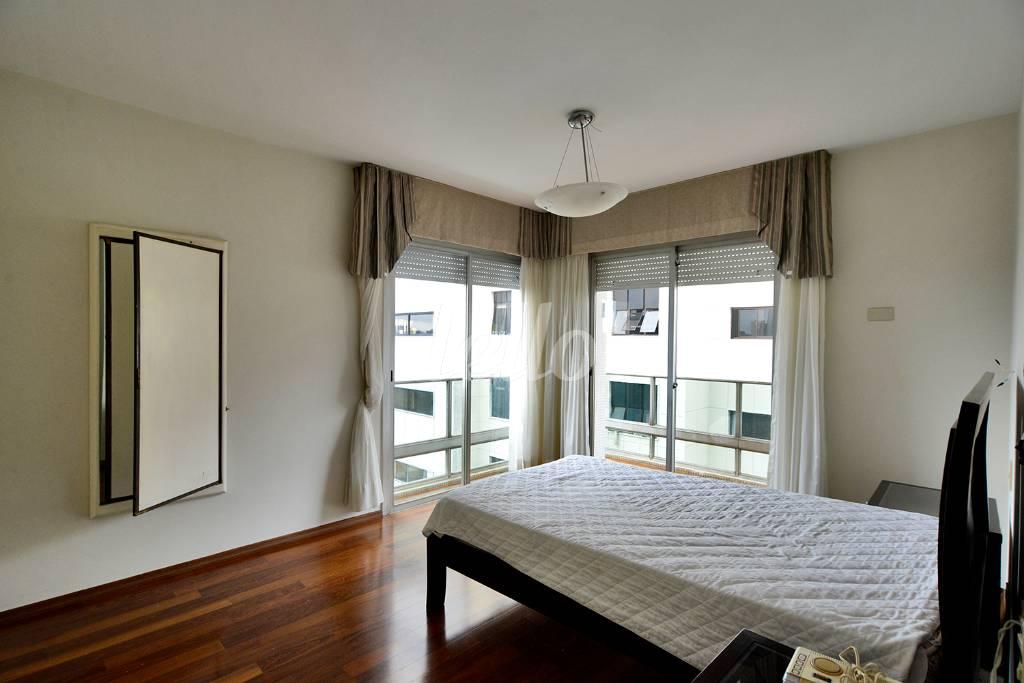 SUITE 1 de Apartamento à venda, Padrão com 200 m², 3 quartos e em Higienópolis - São Paulo