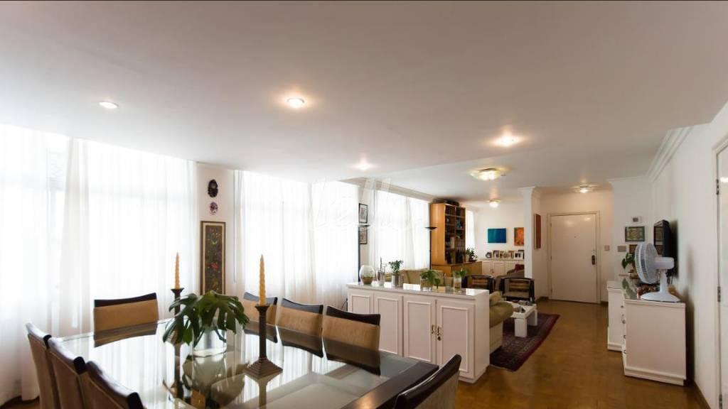 SALA de Apartamento à venda, Padrão com 180 m², 3 quartos e 1 vaga em Santa Cecília - São Paulo