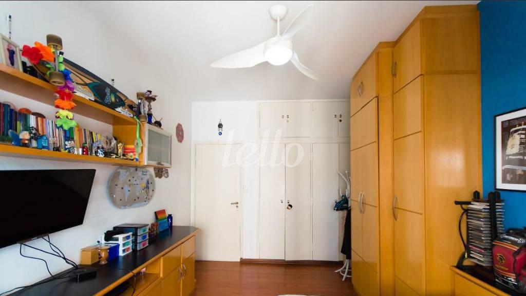 DORMITÓRIO de Apartamento à venda, Padrão com 180 m², 3 quartos e 1 vaga em Santa Cecília - São Paulo