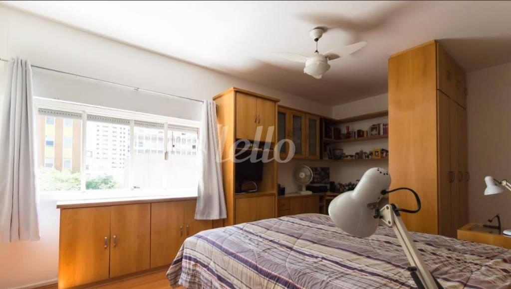 DORMITÓRIO de Apartamento à venda, Padrão com 180 m², 3 quartos e 1 vaga em Santa Cecília - São Paulo
