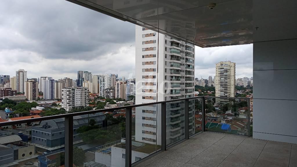 VARANDA de Sala / Conjunto para alugar, Padrão com 266 m², e 8 vagas em Cidade Monções - São Paulo