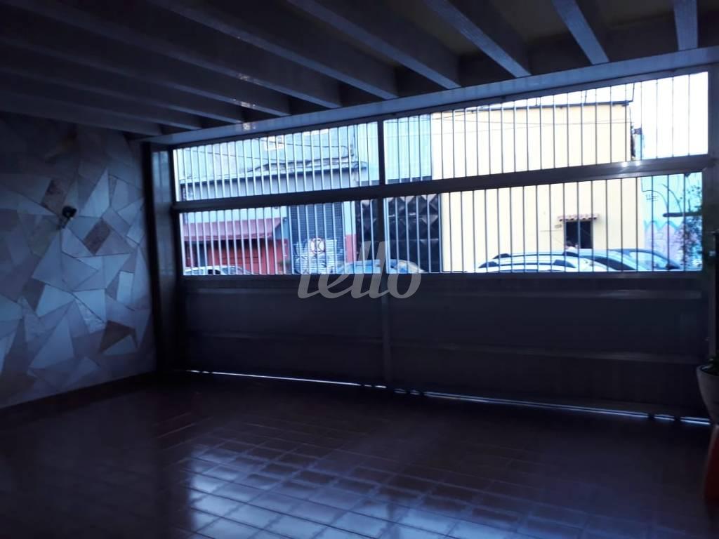GARAGEM de Casa à venda, sobrado com 180 m², 3 quartos e 3 vagas em Vila Bertioga - São Paulo