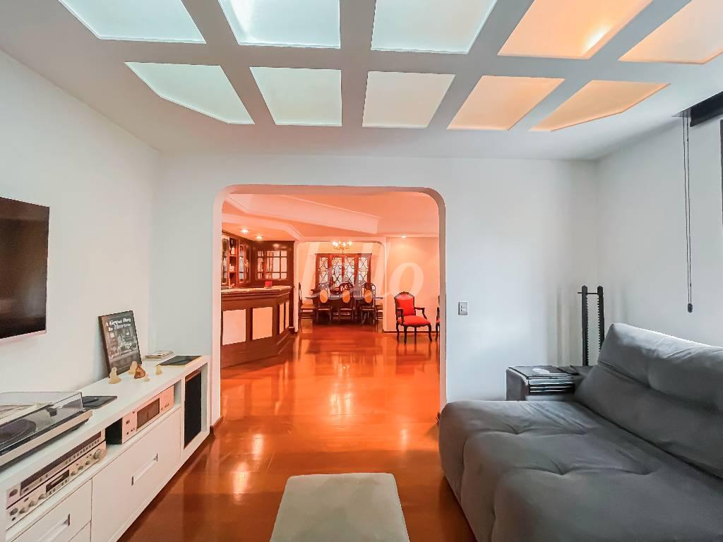 SALA DE TV de Apartamento à venda, Padrão com 216 m², 3 quartos e 3 vagas em Perdizes - São Paulo