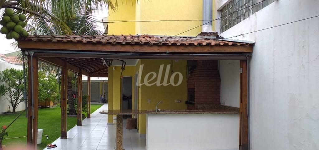 CHURRASQUEIRA de Casa à venda, sobrado com 180 m², 3 quartos e 4 vagas em Vila Santa Clara - São Paulo