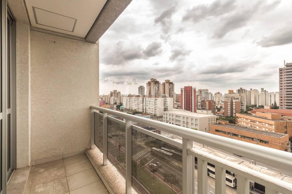 8º ANDAR de Sala / Conjunto à venda, Padrão com 873 m², e 18 vagas em Vila Mariana - São Paulo