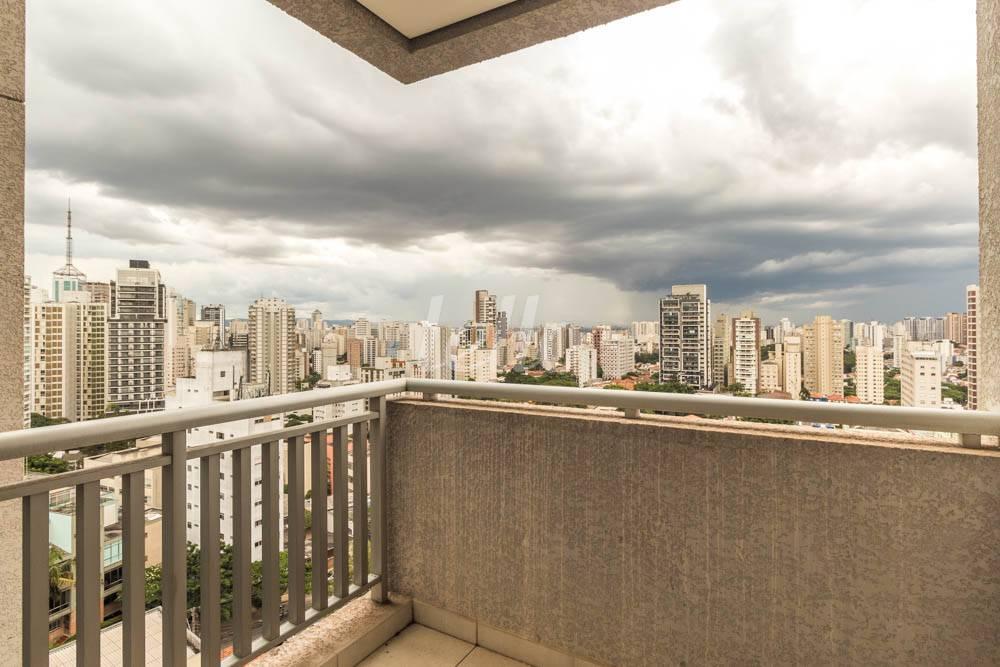 8º ANDAR de Sala / Conjunto à venda, Padrão com 873 m², e 18 vagas em Vila Mariana - São Paulo