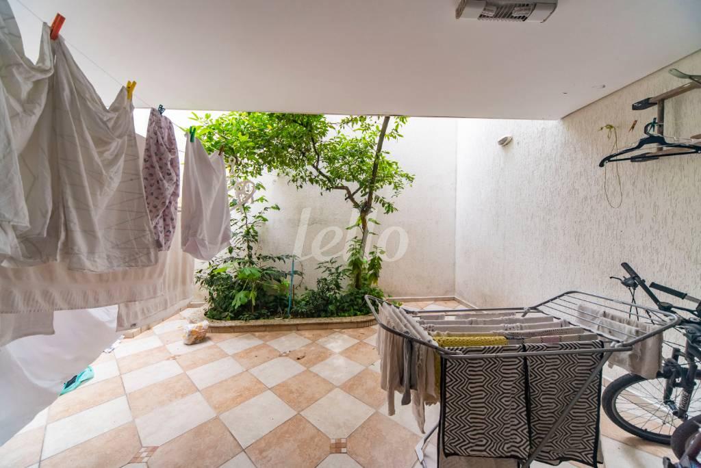 ÁREA DE SERVIÇO de Casa à venda, sobrado com 297 m², 3 quartos e 5 vagas em Jardim Palermo - São Bernardo do Campo