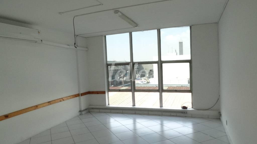 SALA 1 de Sala / Conjunto para alugar, Padrão com 401 m², e em Santana - São Paulo