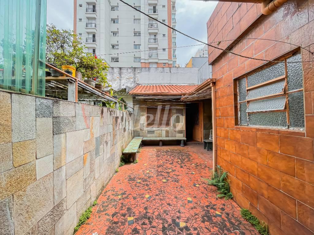 QUINTAL de Casa à venda, sobrado com 200 m², 3 quartos e em Ipiranga - São Paulo