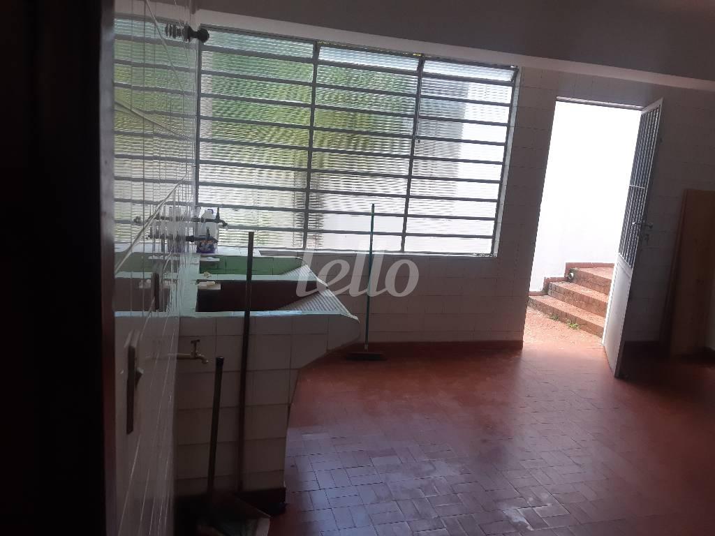 ÁREA DE SERVIÇO de Casa para alugar, sobrado com 280 m², 5 quartos e 4 vagas em Sumaré - São Paulo