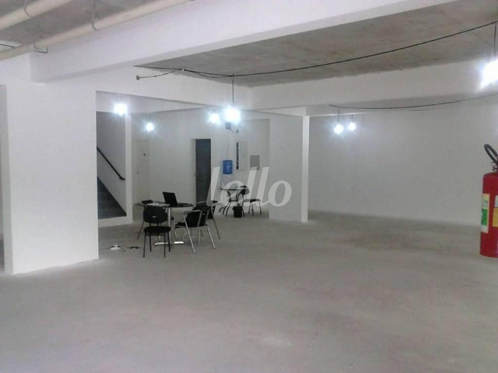 SALÃO 2 de Loja para alugar, Padrão com 271 m², e 4 vagas em Rudge Ramos - São Bernardo do Campo