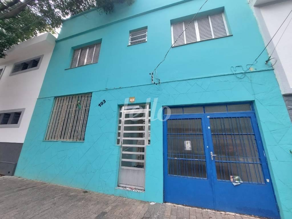 FACHADA de Casa para alugar, sobrado com 110 m², 3 quartos e 1 vaga em Tatuapé - São Paulo