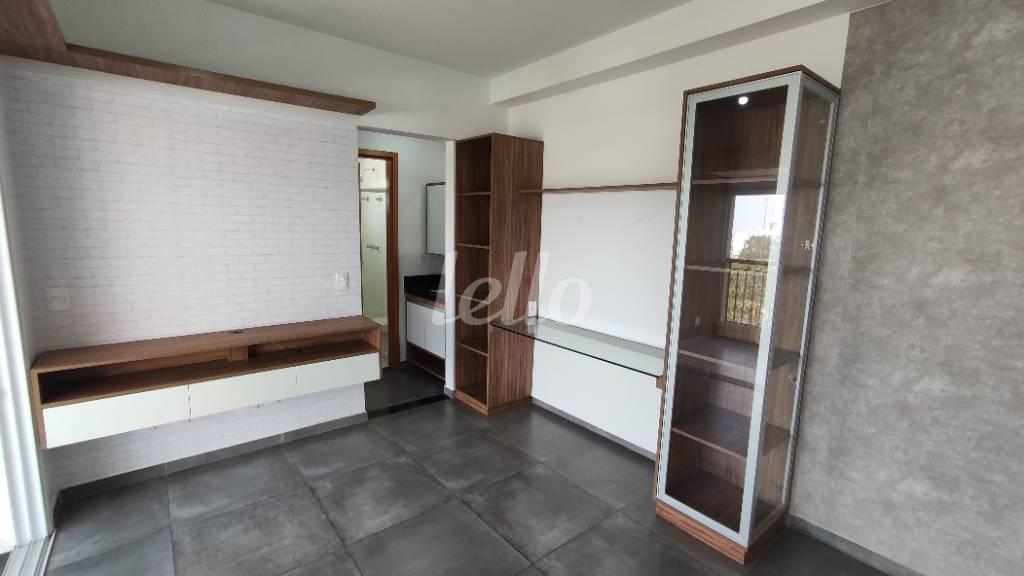 SALA de Apartamento à venda, Padrão com 42 m², 1 quarto e 1 vaga em Santana - São Paulo