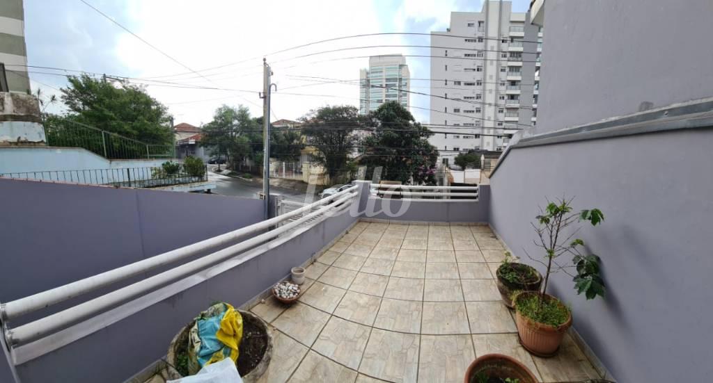 CORREDOR de Casa à venda, sobrado com 180 m², 4 quartos e 2 vagas em Vila Clementino - São Paulo