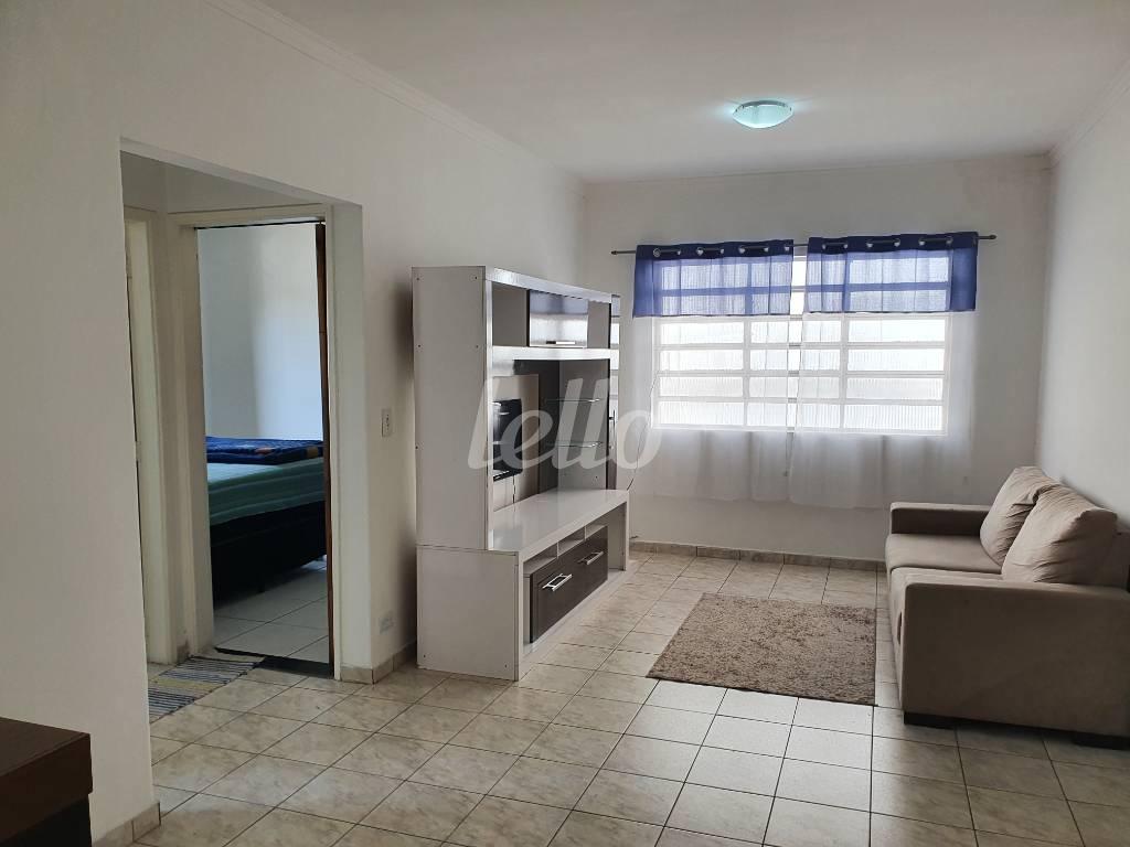 SALA 2 AMBIENTES de Apartamento à venda, Padrão com 70 m², 2 quartos e 1 vaga em Parque Novo Oratório - Santo André