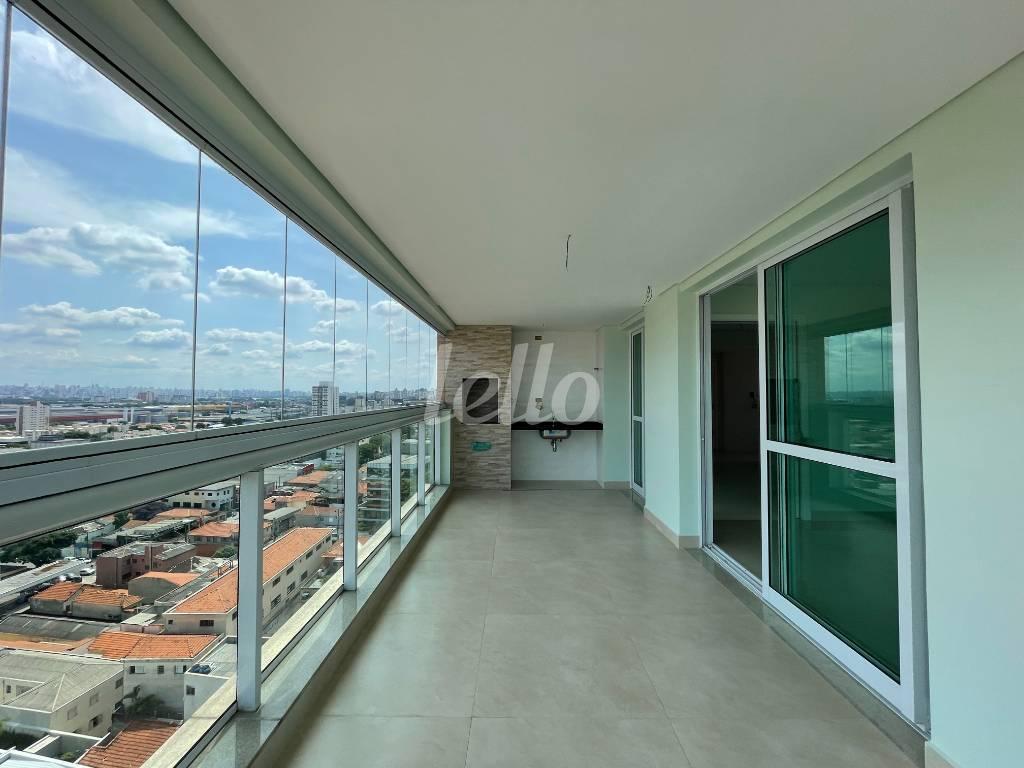 VARANDA GOURMET de Apartamento à venda, Padrão com 136 m², 3 quartos e 3 vagas em Vila Paiva - São Paulo