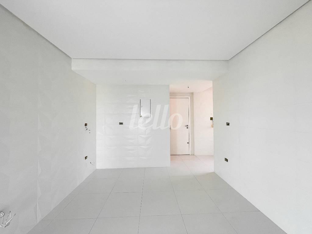 COZINHA de Apartamento à venda, Padrão com 136 m², 3 quartos e 3 vagas em Vila Paiva - São Paulo