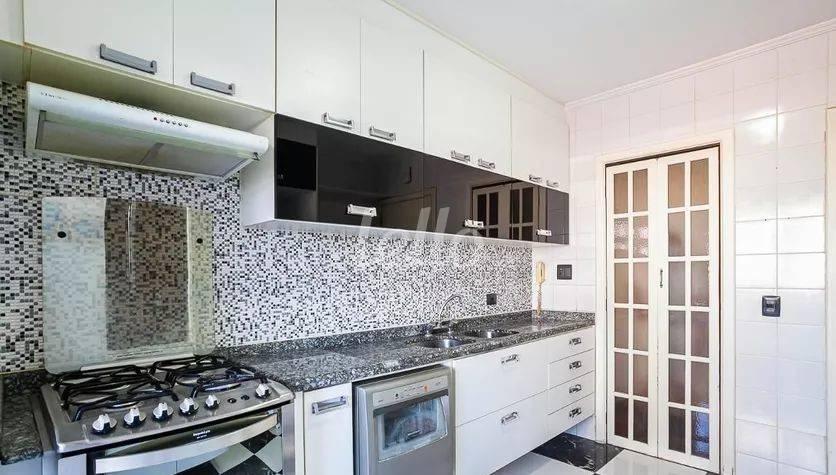 COZINHA de Apartamento à venda, Padrão com 96 m², 3 quartos e 2 vagas em Vila Valparaíso - Santo André