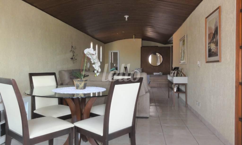 SALA PISO SUPERIOR de Casa à venda, sobrado com 740 m², 15 quartos e 3 vagas em Vila Clementino - São Paulo