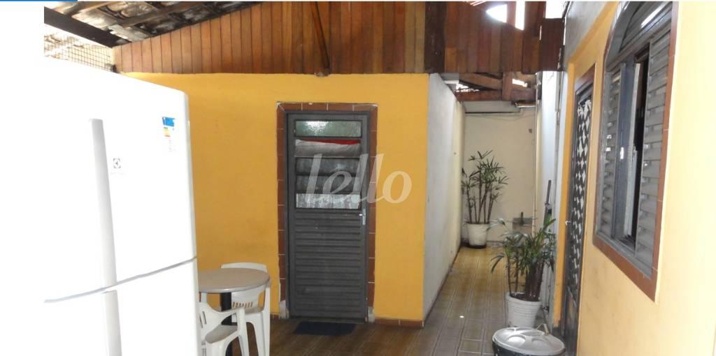 CORREDOR de Casa à venda, sobrado com 740 m², 15 quartos e 3 vagas em Vila Clementino - São Paulo