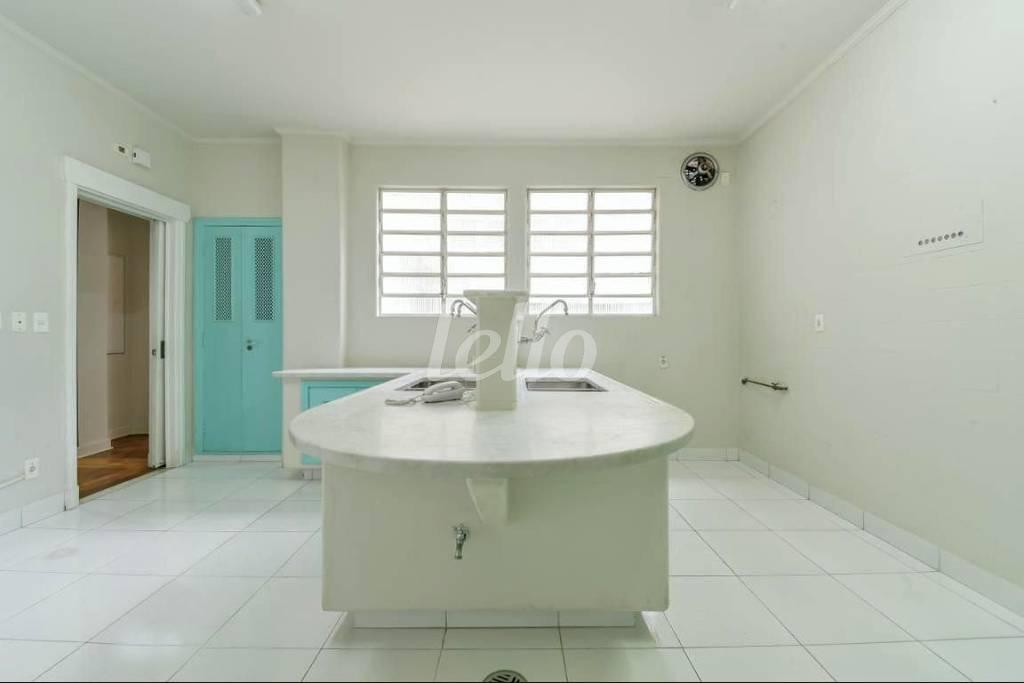 COZINHA de Apartamento à venda, Padrão com 393 m², 3 quartos e 1 vaga em República - São Paulo
