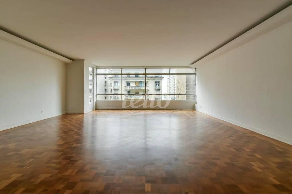 SALA DE ESTAR de Apartamento à venda, Padrão com 393 m², 3 quartos e 1 vaga em República - São Paulo