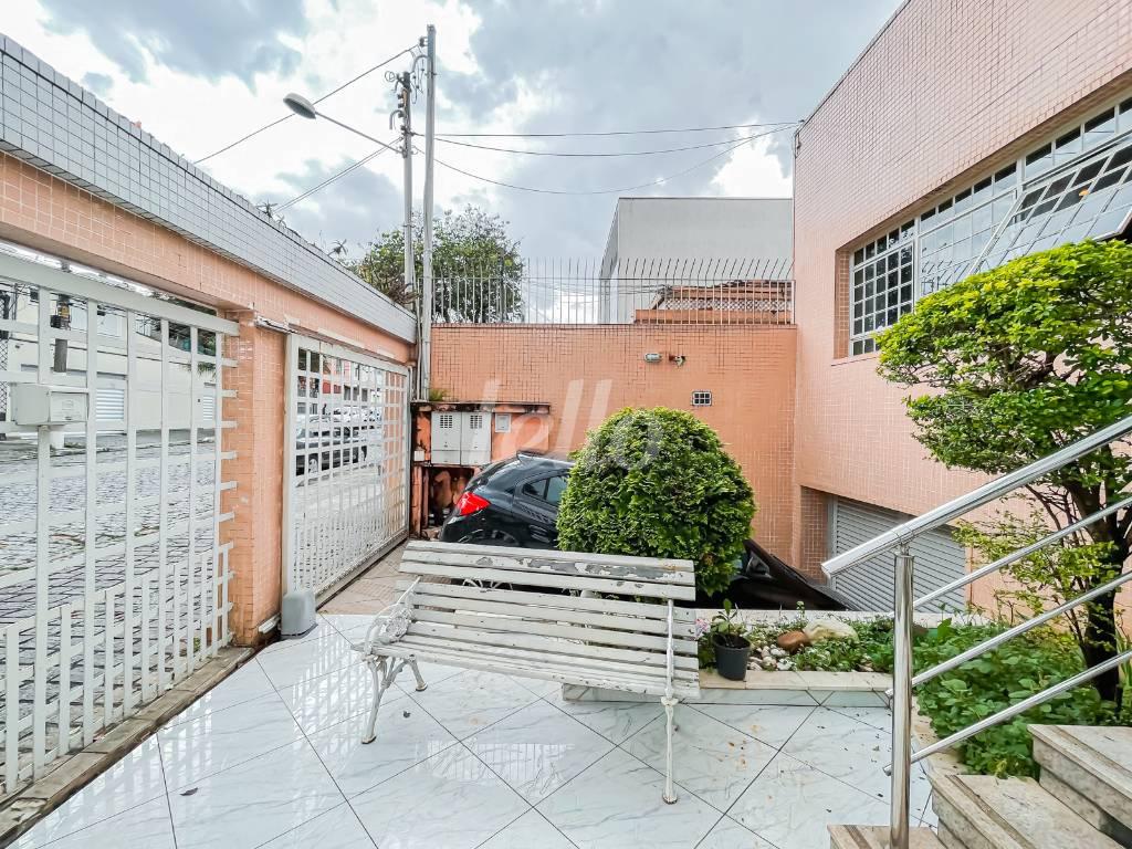 ENTRADA de Casa à venda, térrea com 428 m², 4 quartos e 5 vagas em Mooca - São Paulo