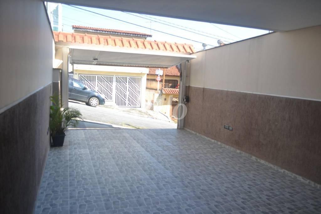 GARAGEM de Casa à venda, sobrado com 160 m², 4 quartos e 4 vagas em Jardim Franca - São Paulo
