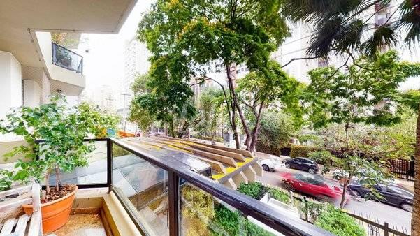 SACADA de Apartamento à venda, Padrão com 176 m², 3 quartos e 2 vagas em Indianópolis - São Paulo