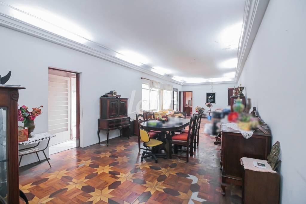 SALA DOIS AMBIENTES de Casa à venda, assobradada com 229 m², 2 quartos e 2 vagas em Alto da Moóca - São Paulo