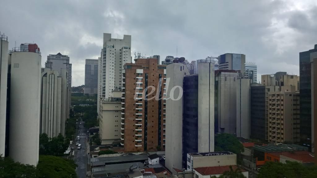 VISTA SALÃO de Sala / Conjunto para alugar, Padrão com 189 m², e 4 vagas em Cidade Monções - São Paulo