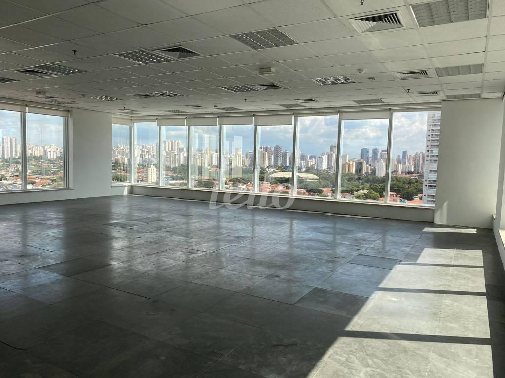 SALA de Sala / Conjunto para alugar, Padrão com 461 m², e 12 vagas em Vila Olímpia - São Paulo
